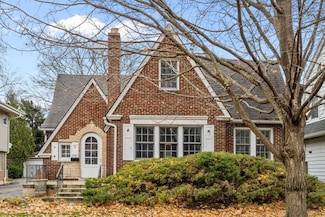 1767 Clifton Ave, Highland Park, IL 60035