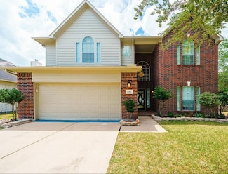 11902 Hueco Tanks Dr, Sugar Land, TX 77498