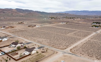 1280 Cooney Dr, Silver Springs, NV 89429