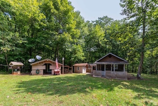 26 Stable Rd, Bryson City, NC 28713