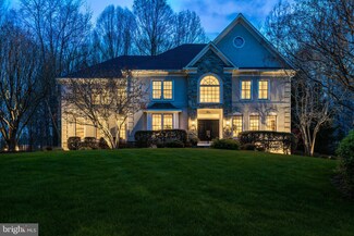 7074 Balmoral Forest Rd, Clifton, VA 20124