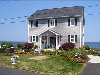 10640 Lakeshore Rd Unit 51, Lyndonville, NY 14098