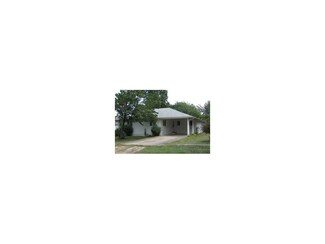 115 S 3rd St, Mound City, KS 66056