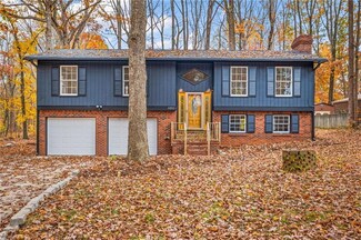 6055 Farrior Dr, Clemmons, NC 27012