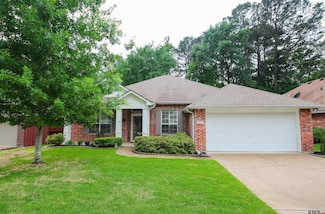 610 Winding Brook Ln, Tyler, TX 75703