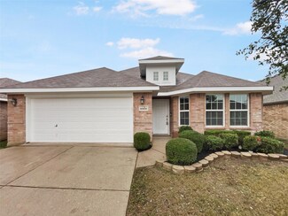 8900 Waggoner Ranch Rd, Fort Worth, TX 76134