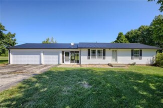 36212 E Pink Hill Rd, Oak Grove, MO 64075