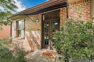 13718 Azalea Dr, Saint Francisville, LA 70775