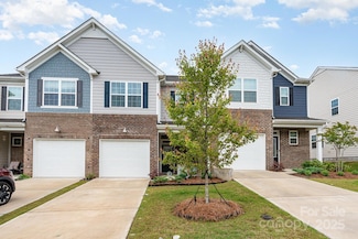 6011 Chelsea Oaks Ridge, Tega Cay, SC 29708