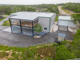 247 Betty Dr, Bandera, TX 78003