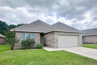 304 Madison Crossing Dr, Sulphur, LA 70665