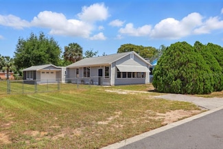1119 Pine Ave, Tavares, FL 32778
