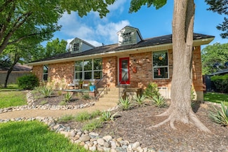 10424 Maplegrove Ln, Dallas, TX 75218