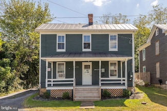 5362 Germain St, Stephens City, VA 22655