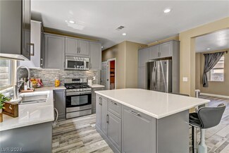 8809 Square Knot Ave, Las Vegas, NV 89143