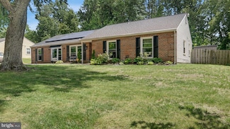 10111 Cascade Ln, Upper Marlboro, MD 20774