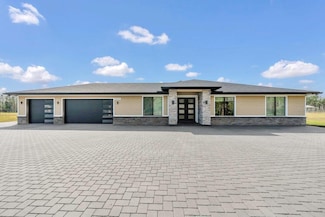 12323 Sweet Hill Rd, Polk City, FL 33868