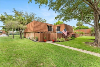 11883 SW 9th Manor, Davie, FL 33325
