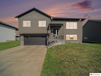 11731 N 144th St, Waverly, NE 68462