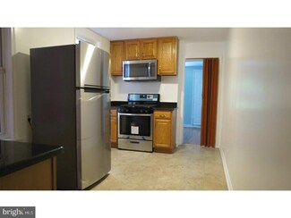 161 Locust St, Trenton, NJ 08609