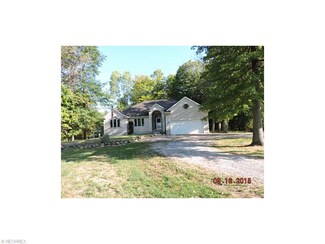 17140 Reynolds Rd, West Farmington, OH 44491