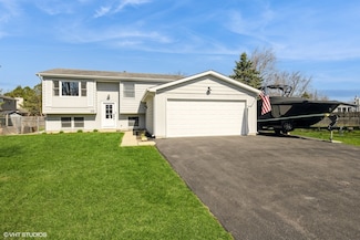 208 Chelsea Cir, Lake Villa, IL 60046
