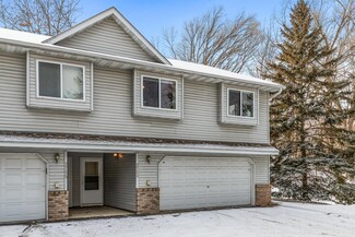 3753 Robin Ln, Saint Paul, MN 55122