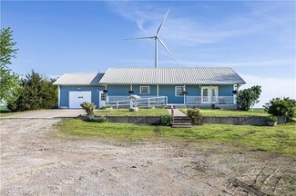 5670 80th Rd, Thayer, KS 66776