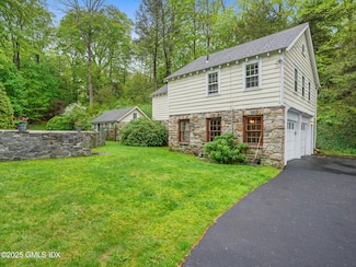 321 Riversville Rd, Greenwich, CT 06831