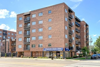 7904 W North Ave Unit 605, Elmwood Park, IL 60707