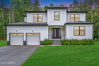 16 Second Ln, Manchester, NJ 08759