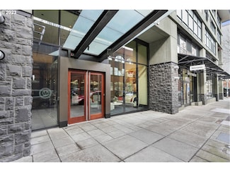 1025 NW Couch St Unit 613, Portland, OR 97209