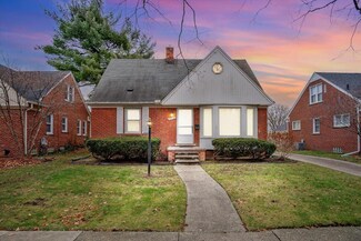 2814 Shenandoah Dr, Royal Oak, MI 48073