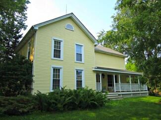 16906 Lasher Rd, Hinckley, IL 60520