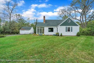 1277 Marigold Ave, East Lansing, MI 48823