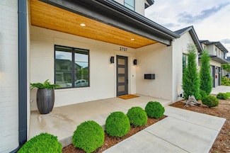 2757 W Country Club Dr, Oklahoma City, OK 73116