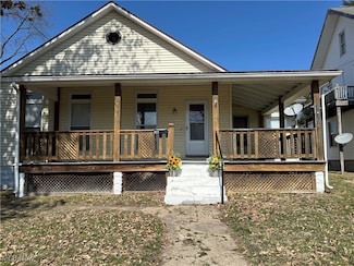 1123 Pershing Rd, Zanesville, OH 43701