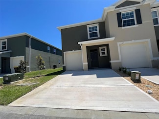 1041 Blue Jay Dr, Davenport, FL 33837