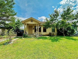 2438 W Clarendon Dr, Dallas, TX 75211
