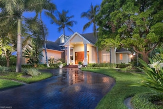 2750 Treasure Ln, Naples, FL 34102