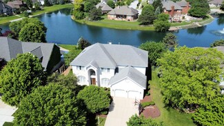 10150 Idlewild Ln, Highland, IN 46322