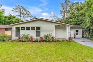 5230 Springhill Dr, Pensacola, FL 32503