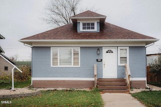 505 3rd Ave NE, Jamestown, ND 58401