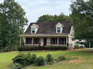 1264 Stonewall Rd, Concord, VA 24538