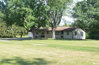 1525 Indian Ave, Tipton, IA 52772