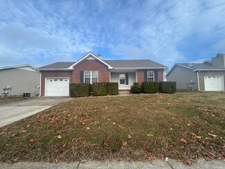 221 Grassmire Dr, Clarksville, TN 37042