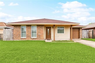 1828 Lee Dr, La Place, LA 70068