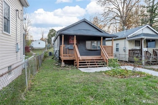 6832 Dale Ave, Saint Louis, MO 63139
