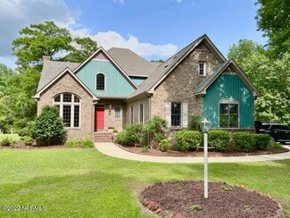 921 Brices Ct, New Bern, NC 28562