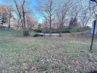 8019 Parkview Ave, Kansas City, KS 66109